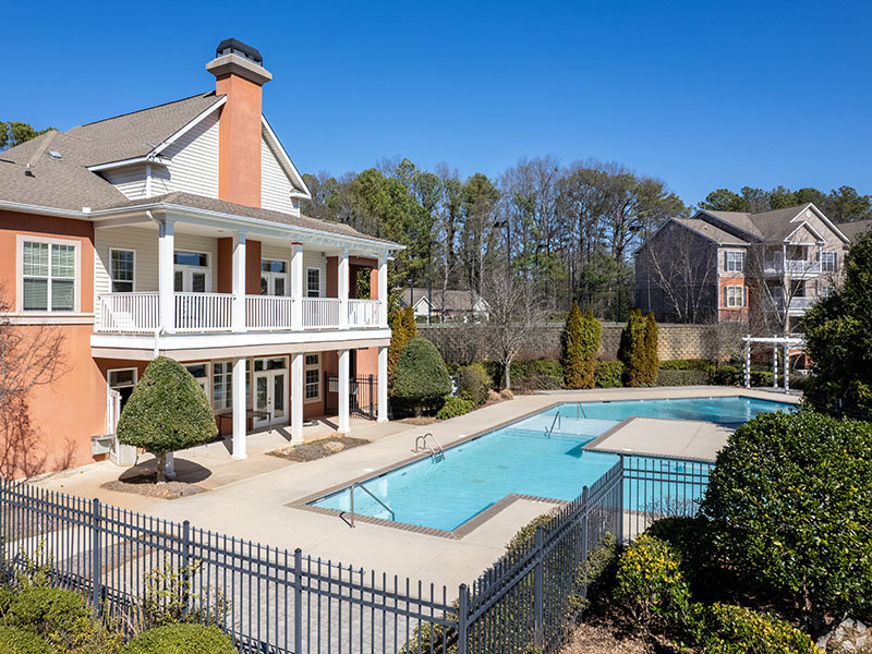 pool at Regal Park Apartments located in Forest Park, GA